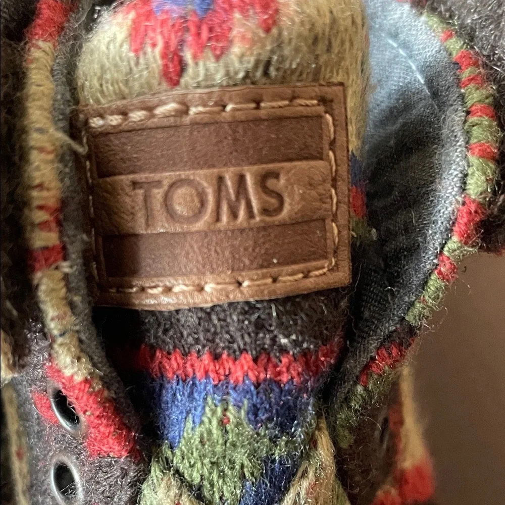 Toms Colorful Patterned Kids Shoes 8